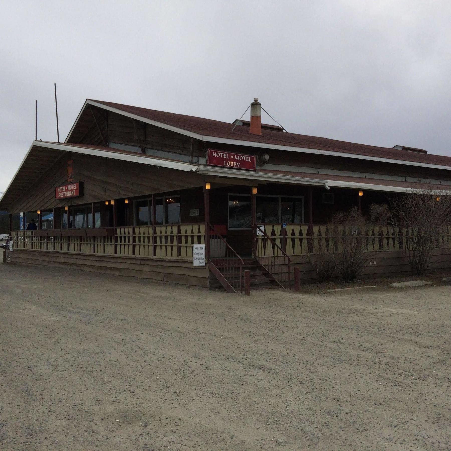 Airport Chalet Whitehorse Esterno foto