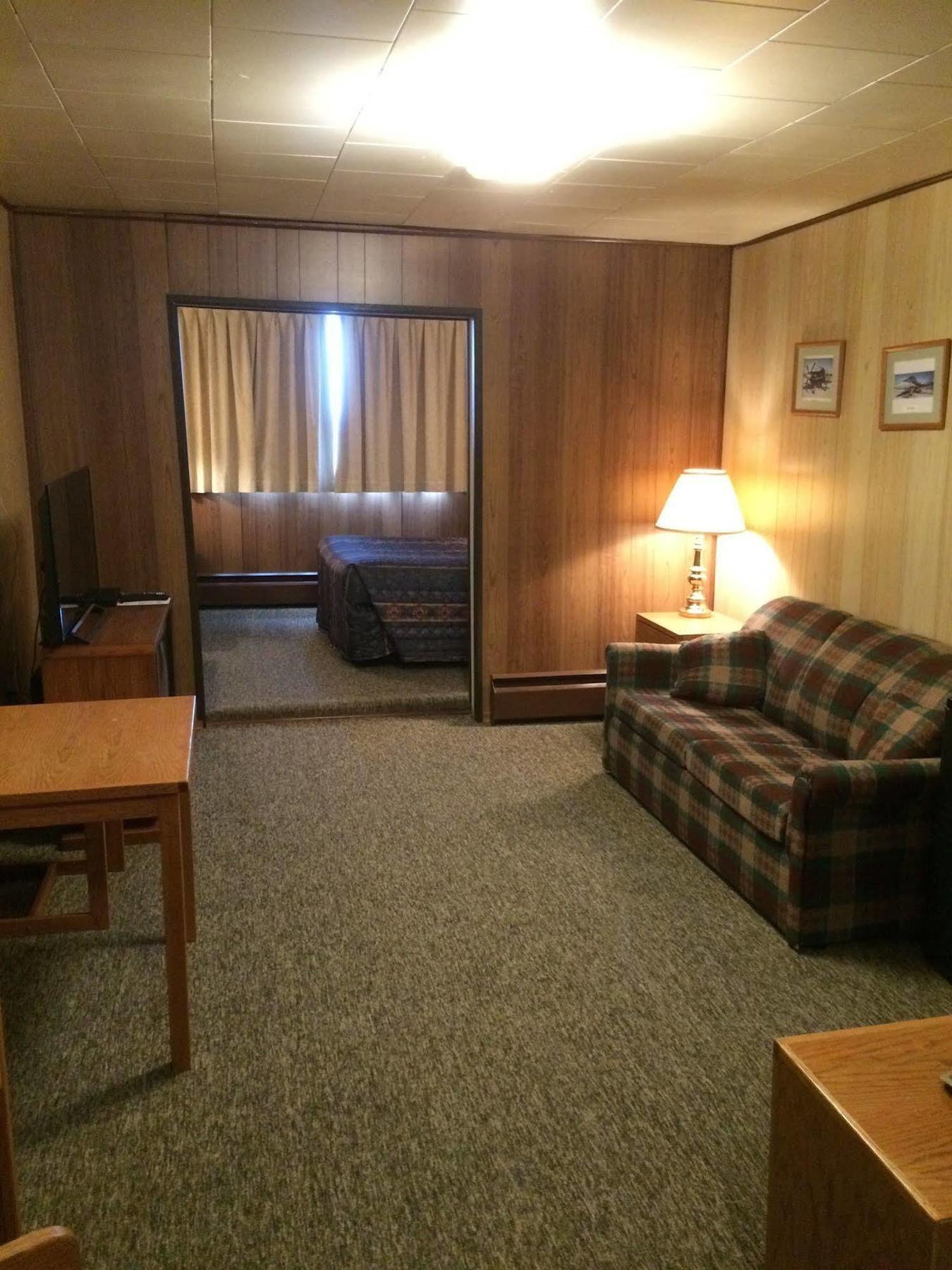 Airport Chalet Whitehorse Esterno foto